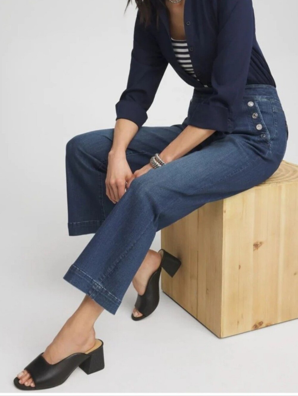 Chico's Pull On Wide Leg Ankle Jeans Redwood Indigo Size 14P NEW